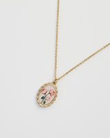 Collier Roses encadrées