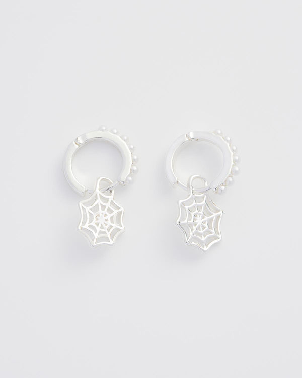 Boucles d'oreilles huggies argentées Toile d'araignée