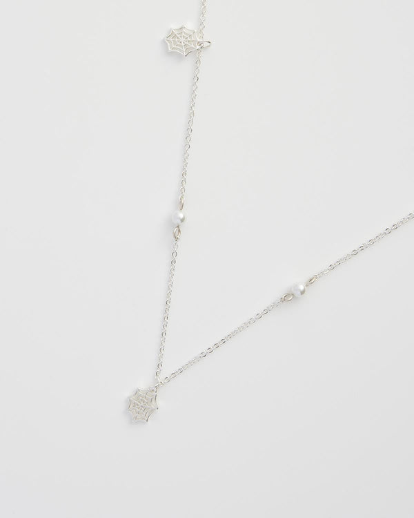 Collier argenté Toile d'araignée & Perle